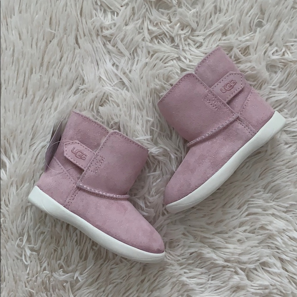 SOLD*** New UGG Keelan sparkle boots ( toddler)